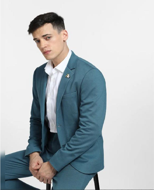 BLAZER & 5 PIECE SUIT